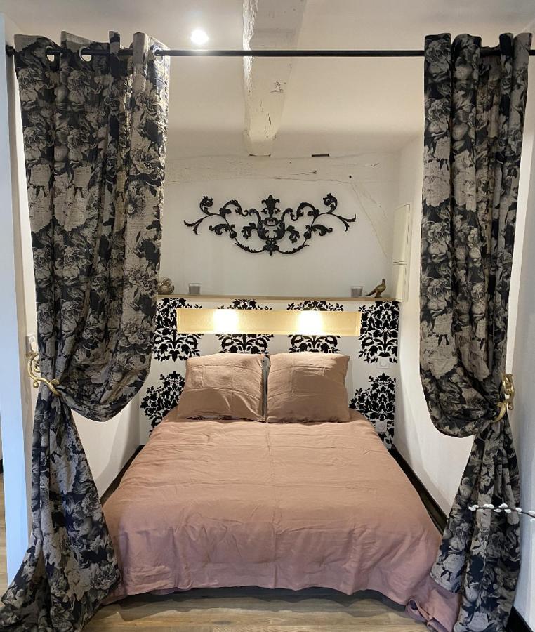 Studio De Charme Au Coeur De Vannes - 3 Pers 외부 사진